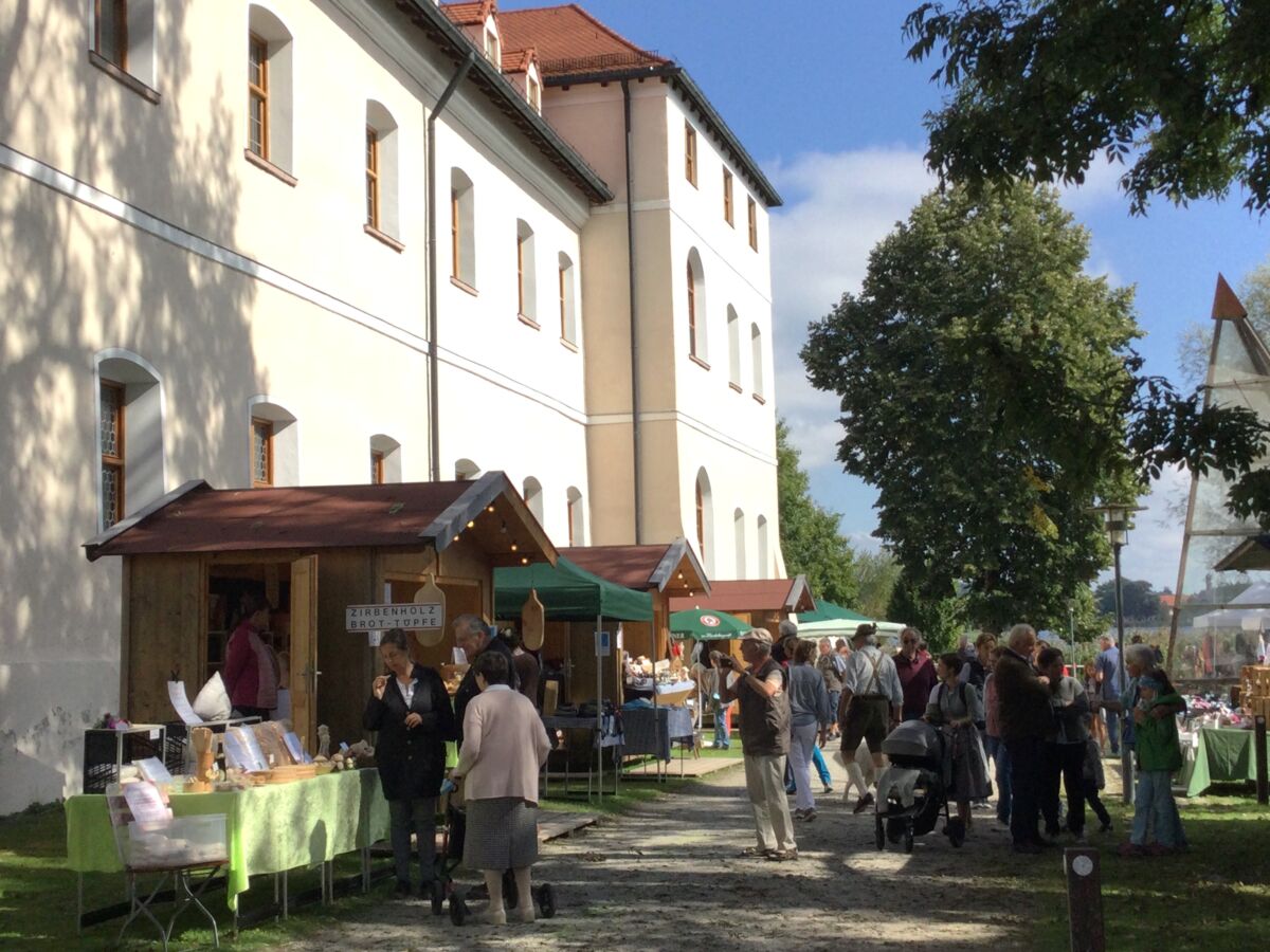 Klösterlicher Markt ums Kloster Seeon